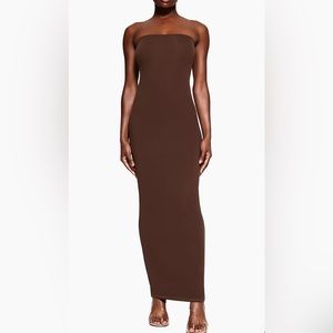 SKIMS- fits everybody tube dress